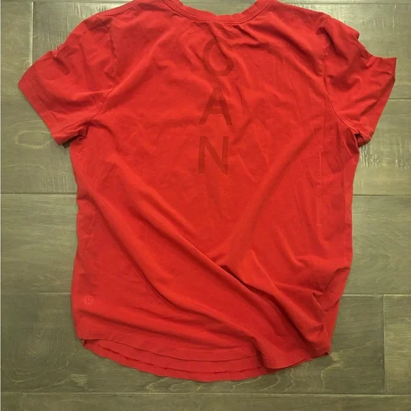 Lululemon Canada Olympic Red Tee - Picture 5 of 7
